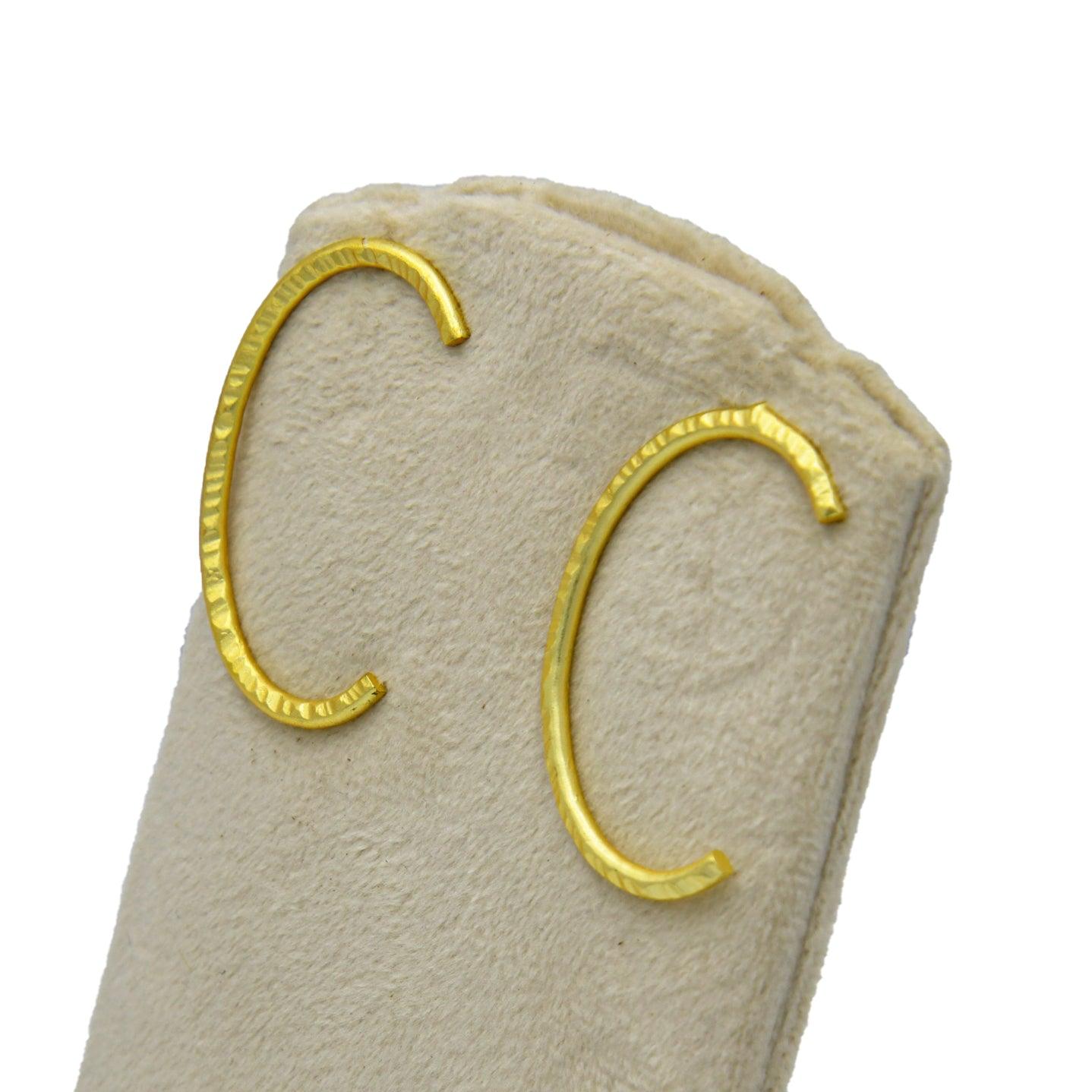 English Alphabet "C" Brass Earring - DeKulture DKW-1344-SEJ