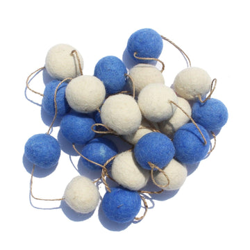 Large Felt Pom Pom Garland - DeKulture DKW-5042-POM